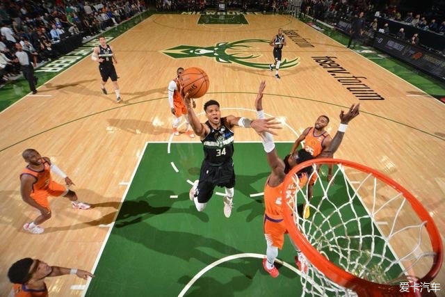 NBA总决赛G1-马刺负尼克斯 文班26+12布伦森30分